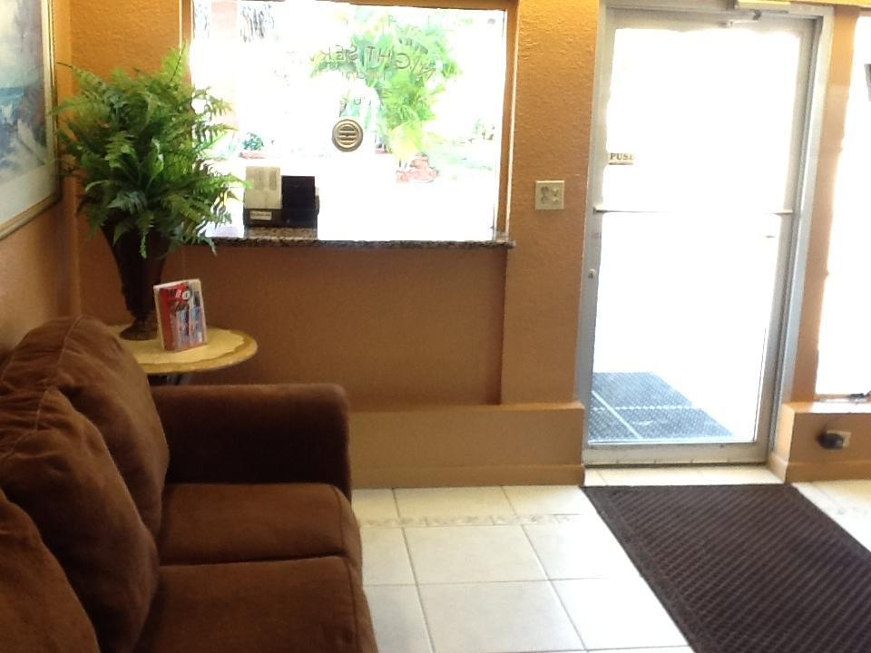 America'S Best Inn & Suites Fort Lauderdale North Exterior photo